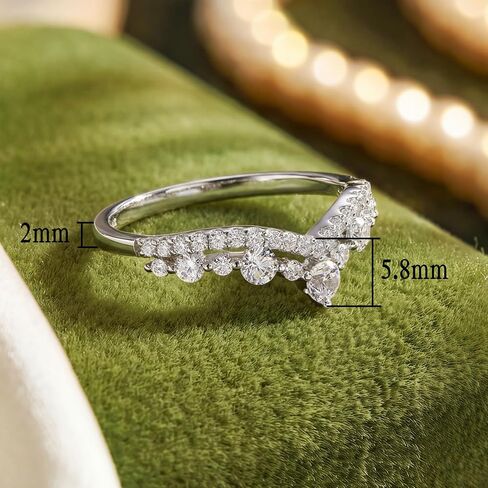 Wuziwen Moissanite Vintage Crown Eternity Ring Curved Wedding Bands for Women D Color VVS1 Clarity V-Shaped Engagement Rings for Her in Kuwait