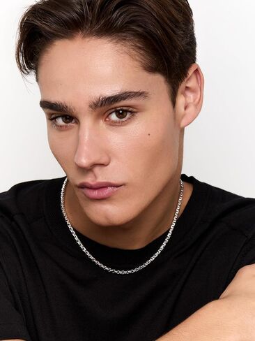 MATEO New York Square Link Chain Necklace in Kuwait