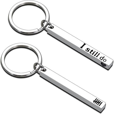 6 Year Anniversary Keychain Gift for Him Her, Iron Gifts for 6th Anniversary, Iron Anniversarys Gifts for Him Her Men Women, 6th Wedding Anniversarys Gift for Husband Wife, 1 PC Anniversario Keychain in Kuwait