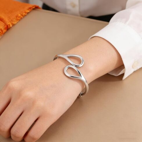 Elegant Silver Tone Spring-Loaded Bangle Hypoallergenic Stainless Steel & Minimalist Design in Kuwait