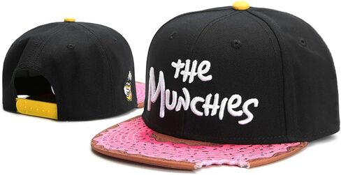 قبعة Munchies على شكل كعكة دونات Snapback، قبعة بيسبول مسطحة سوداء مع حافة دونات وردية اللون، قبعة طعام مضحكة قابلة للتعديل للرجال والنساء in Kuwait