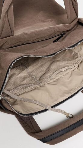 Vee Collective Women's Essence Medium Trench Tote in Saudi Arabia