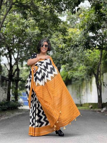 Women’s Soft Pure Cotton Ikat Print Saree – Black & White Zigzag Design With Mustard Border | Printed Sarees With Blouse Piece in Kuwait