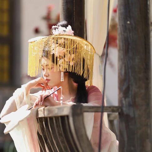 Foldable Imitation Bamboo Hat with Golden Veil Chinese Ancient Knight Hanfu Dress Accessories Swordsman Cosplay Hat for Men Women in Saudi Arabia