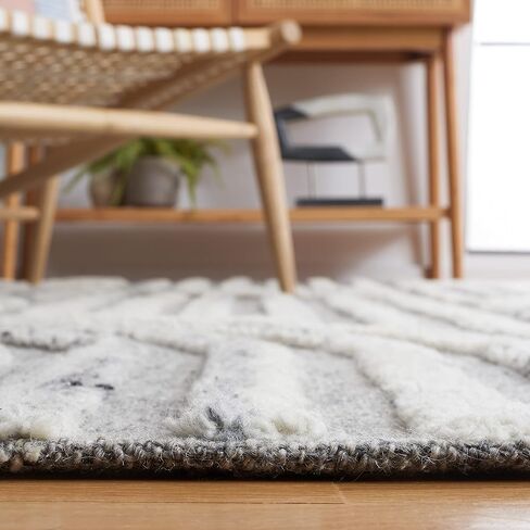 SAFAVIEH Kilim Collection Runner Rug - 2'3" x 9', Dark Grey & Ivory, Handmade Mid-Century Modern Deco Wool, Ideal for High Traffic Areas in Living Room, Bedroom (KLM653G) in Kuwait