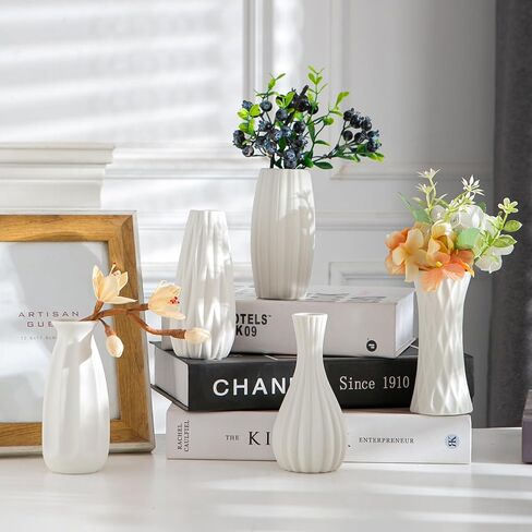 Kimdio White Ceramic Bud Vase for Table Decor, 12pcs Small Pottery Vases for Flowers Mini Ceramic Vases for Pampas Grass Vase Bulk for Wedding Dining Room Christmas Home in Saudi Arabia