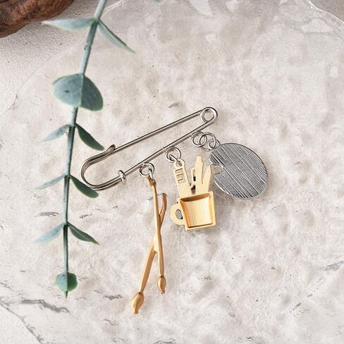 Silver Paint Palette Brooch for Artist Gifts for Women Men Graduation Gifts for Art Students Daughter Son Birthday Gift for Art Lovers Gift for Painters Teacher Appreciation Present for Women Men in Kuwait