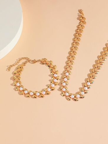 مجموعة قلادة وسوار أنيقة من اللؤلؤ على شكل ورقة ذهبية للنساء - مجموعة مجوهرات أنيقة، قلادة لؤلؤ الزفاف قابلة للتعديل، هدية أنيقة لها in Kuwait