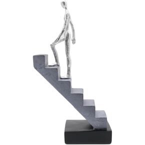 Inspirational Silver Climbing Man Figurine – Decorative Resin Sculpture Symbolizing Love, Motivation & Growth, for Office, Home, or Special Occasions in Saudi Arabia