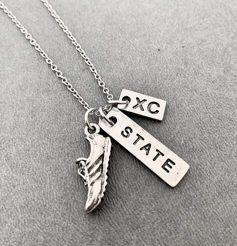 قلادة Pewter RUN STATE XC Cross Country Runner - سحر حذاء الجري Pewter، قلادة Pewter STATE، سحر Pewter XC على سلسلة كابل من الفولاذ المقاوم للصدأ مقاس 18 بوصة - جميع البيوتر in Kuwait
