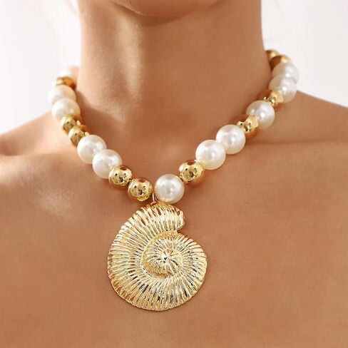 Chunky 14K Gold Pearl Conch Statement Necklace Exaggerated Large Round Balls Beaded Choker Seashell Collar Necklace Dainty Beach Ocean Jewelry for Women in Saudi Arabia