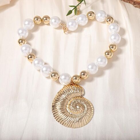 Chunky 14K Gold Pearl Conch Statement Necklace Exaggerated Large Round Balls Beaded Choker Seashell Collar Necklace Dainty Beach Ocean Jewelry for Women in Saudi Arabia