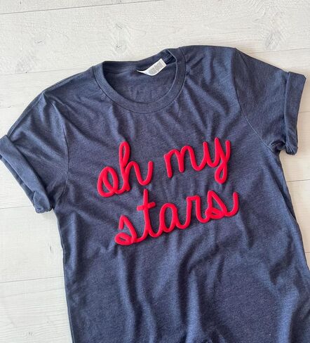 Oh My Stars Shirt Women, Patriotic Graphic Tee, Blue Script Fourth of July T-Shirt, Cute USA Summer Top, Casual Americana Outfit in Saudi Arabia