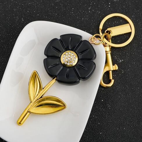 Daisy Bag Charms for Handbags - Flower Keychain Accessories - Dainty Daisy Purse Charms for Women Gifts in Saudi Arabia