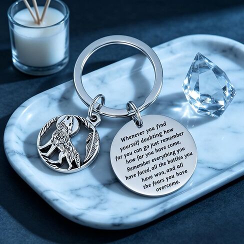 HUTIMY Wolf Gifts for Men Women Adults Him Her Viking Wolf Lovers Jewelry Wolf Keychain in Kuwait