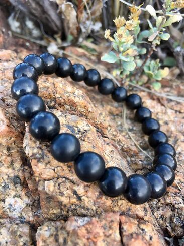 Shungite Energy Bracelet - 8mm Round Beads - Strong Elastic Stretch Band - Standard Size- Jewelry - Chakra Healing in Saudi Arabia
