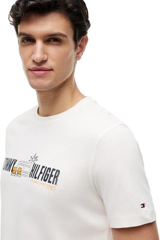 Tommy Hilfiger Men's Short Sleeve Cotton Crewneck Graphic T-Shirts in Regular Fit in Kuwait
