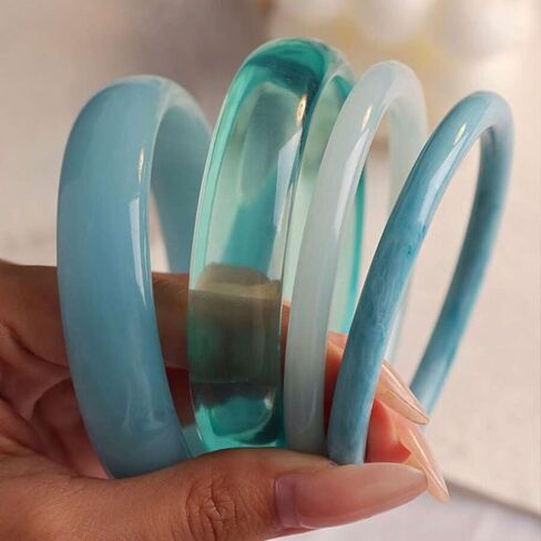 4PCS Elegant Retro Acrylic Bracelet Set, Simple Fashion Design Bangle Set for Women, Versatile Jewelry for Daily & Party Wear in Kuwait