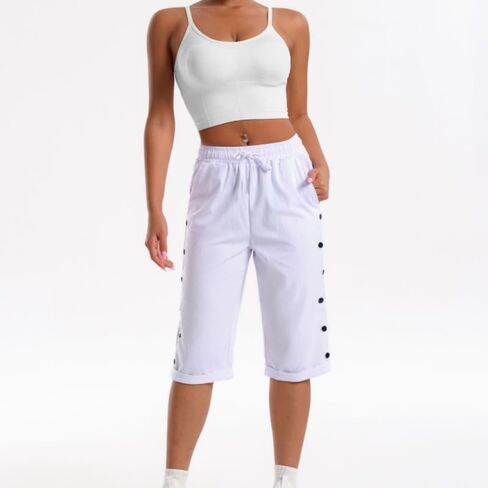 Womens Capri Pants Knee Length Casual Lightweigh Capris Summer Pant Straight Leg Loose Beach Bermuda Shorts with Pockets in Kuwait