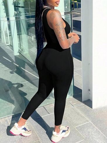Elegant Black One-Piece Outfit for Women, Sleeveless Bodycon Jumpsuit with Crew Neck in Kuwait