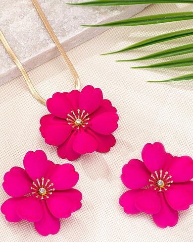 Hot Pink Flower Necklace Earrings Set for Women Chunky Hot Pink Jewelry Set Large Fuchsia Flower Necklace Statement Flowers Earrings Summer Tropical Hawaiian Seaside Jewelry Accessories in Saudi Arabia