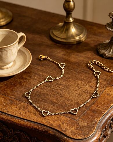 Gold Heart Ankle Bracelets for Women Dainty Waterproof Heart Chain Anklets Trendy Non-tarnish Ankle Bracelets Summer Beach Hawaii Foot Jewelry Accessories for Her in Kuwait