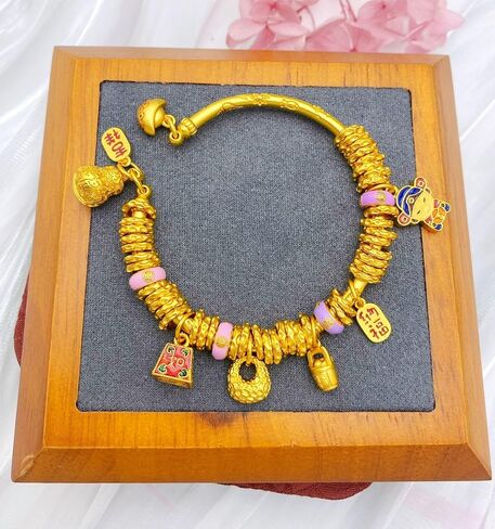 Feng Shui Amulet Bracelet sister gifts,Attracting wealth Bring You Good Luck in Saudi Arabia
