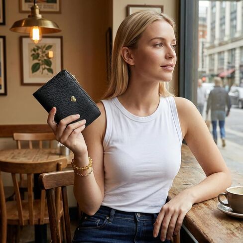 Mabor Small Card Wallet for Women PU Leather Slim Compact Wallet with Heart Pattern, Black Minimalist Credit Card Holder with Coin Pocket Wristlet Purse in Kuwait