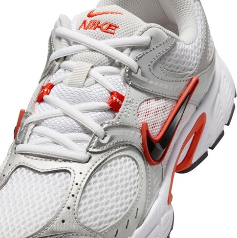 نايك للنساء نايك V5 RNR Schuh (دامين) in Kuwait