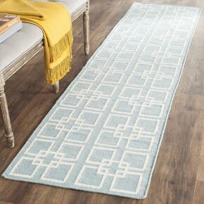مجموعة سجاد منطقة Martha Stewart x SAFAVIEH - عداء 2'3" x 9'، أزرق حار، صوف وحرير مصنوع يدويًا، مثالي لغرفة المعيشة وغرفة النوم والمكتب والممر (MSR1151B) in Kuwait