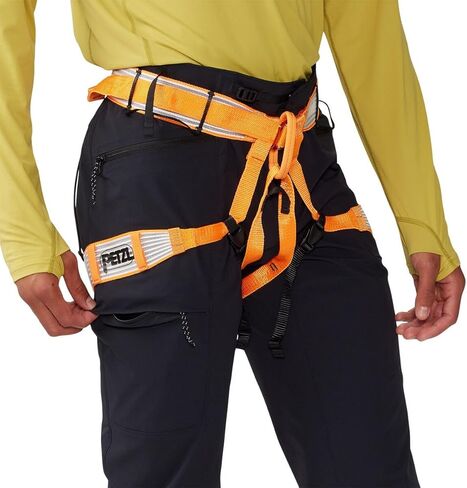 بنطال Mountain Hardwear، Chockstone Alpine LT - للرجال، أسود، L/Reg in Kuwait