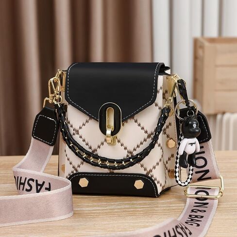 Simple and Stylish Small Square Bag, Fashionable Versatile Shoulder and Crossbody Bag, Everyday Phone-carrying Bag in Kuwait