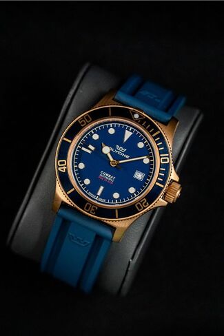 Glycine Men's Combat Sub Bronze 42mm Automatic Watch GL0323 in Saudi Arabia