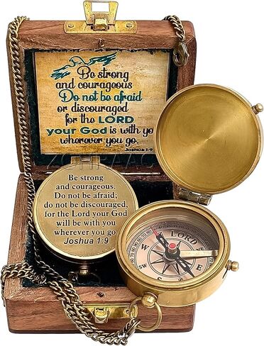 كن قويًا وشجاعًا جوشوا 1:9 بوصلة اتجاهية من النحاس الصلب، هدايا معمودية منقوشة للأولاد والبنات، المناولة الأولى، هدايا مسيحية للرجال، هدايا التأكيد الأولى للأولاد هدايا كاثوليكية in Kuwait