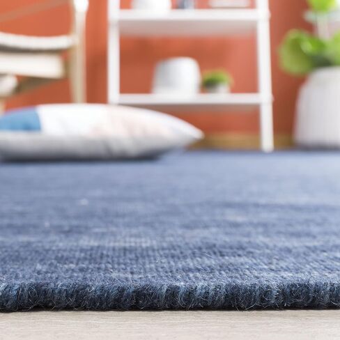 سجادة SAFAVIEH Kilim Collection Runner - 2'3" x 9'، أزرق داكن وأزرق، صوف صلب غير رسمي مصنوع يدويًا، مثالي للمناطق ذات حركة المرور العالية في غرفة المعيشة وغرفة النوم (KLM850N) in Kuwait