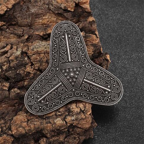 Vintage Norse Mythology Amulet Men's Brooch Accessory Trinity Celtic Knot Rune Pin in Kuwait