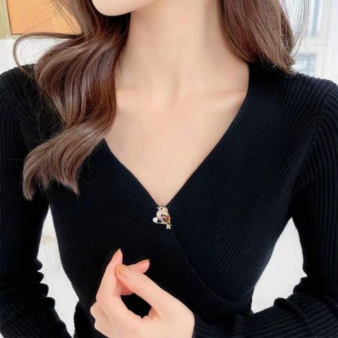 Crystal Bird Brooch Pin for Women Elegant Animal Rhinestone Lapel Pin for Scarf Coat Dress Hat Party Gift Accessory in Kuwait
