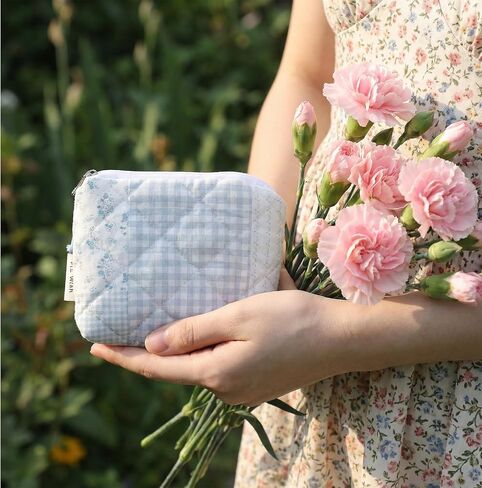 Quilted Floral Coin Purse Small Change Pouch Wallet with Cute Prints and Zipper Travel Makeup Toiletry Organizer Bag for Women Girls in Saudi Arabia