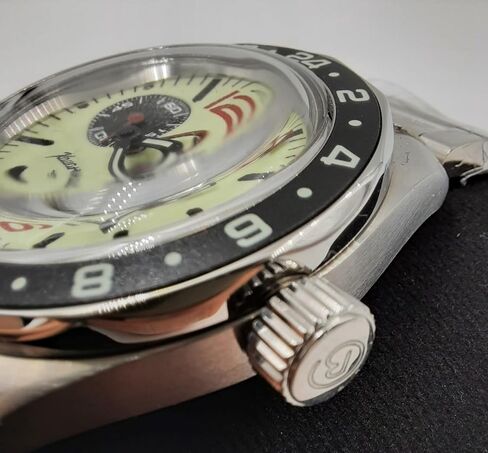Vostok Original Mens Watch Komandirskie 03099A GMT Mechanical Self-Winding Luminous Dial and Hands Water Proof 200m in Kuwait