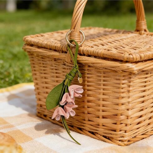 Boho Leather Flower Keychain Flower Bag Charm for Handbag Tote Purse Charm in Saudi Arabia