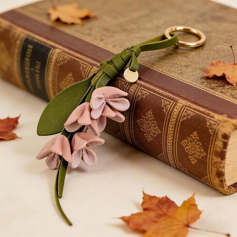 Boho Leather Flower Keychain Flower Bag Charm for Handbag Tote Purse Charm in Saudi Arabia
