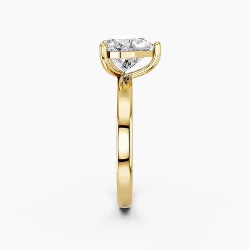 IGI Certified 1 Carat to 5 Carat F/VS Heart Shape Lab Grown Diamond Solitaire Engagement Rings for Women, Made in Solid Gold in Saudi Arabia