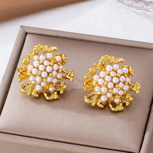 Vintage Beads Pearl Cluster Gold Stud Earrings for Women Unique Exquisite Statement Beaded White Pearls Ball Drop Earring Y2K Prom Party Jewelry Gift in Saudi Arabia