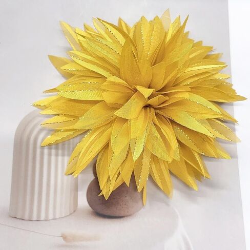 4.7in Fabric Dahlia Flower Brooch for Women Elegant Large Rose Sorority Paraphernalia Brooches Pins Wedding Party Events Corsage Accessories Jewelry in Kuwait