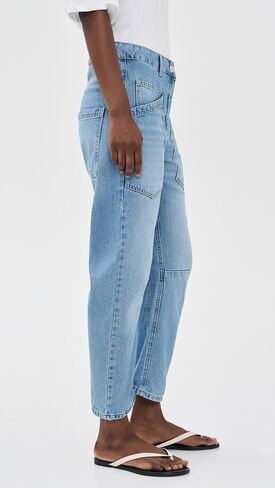 Secular Women's Easton Jeans in Saudi Arabia