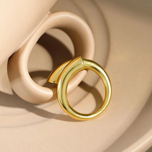 Chunky Gold Plated Wrap Around Ring Minimalist High Polish Tarnish Resistant Comfort Fit Open Adjustable Statement Ring for Women in Saudi Arabia