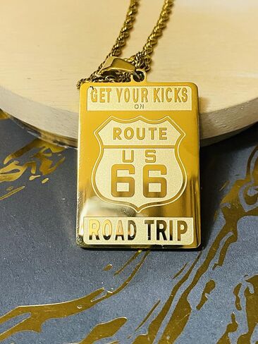 قلادة على شكل علامة الطريق السريع US Route 66 - قلادة هيب هوب مثلجة بلمسة نهائية من الذهب عيار 14 قيراط مع سلسلة حبل من الفولاذ المقاوم للصدأ مقاس 3 مم، مجوهرات رحلة الطريق للرجال in Kuwait