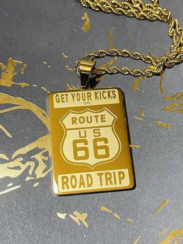 قلادة على شكل علامة الطريق السريع US Route 66 - قلادة هيب هوب مثلجة بلمسة نهائية من الذهب عيار 14 قيراط مع سلسلة حبل من الفولاذ المقاوم للصدأ مقاس 3 مم، مجوهرات رحلة الطريق للرجال in Kuwait