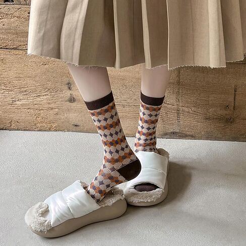 HeTaoCat Womens Vintage Patterned Crew Socks 5 Pairs, Boho Knit Cotton Mid Calf Socks, Size 5-9 Casual Socks for Daily Wear in Kuwait