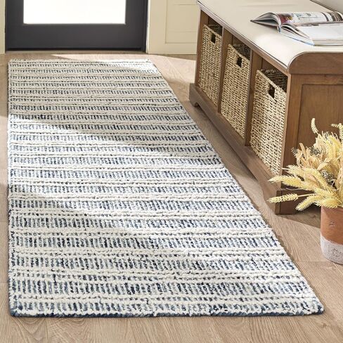SAFAVIEH Handmade Wool Runner Rug 2'3"x8' - Metro Collection - Modern Design, Navy & Ivory, Ideal for Entryway, Hallway, Kitchen (MET810N) in Kuwait